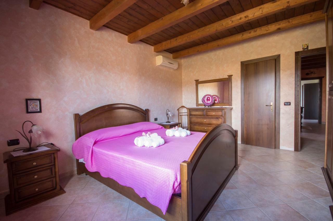Casa Vacanza Il Mandorlo Domusnovas Extérieur photo