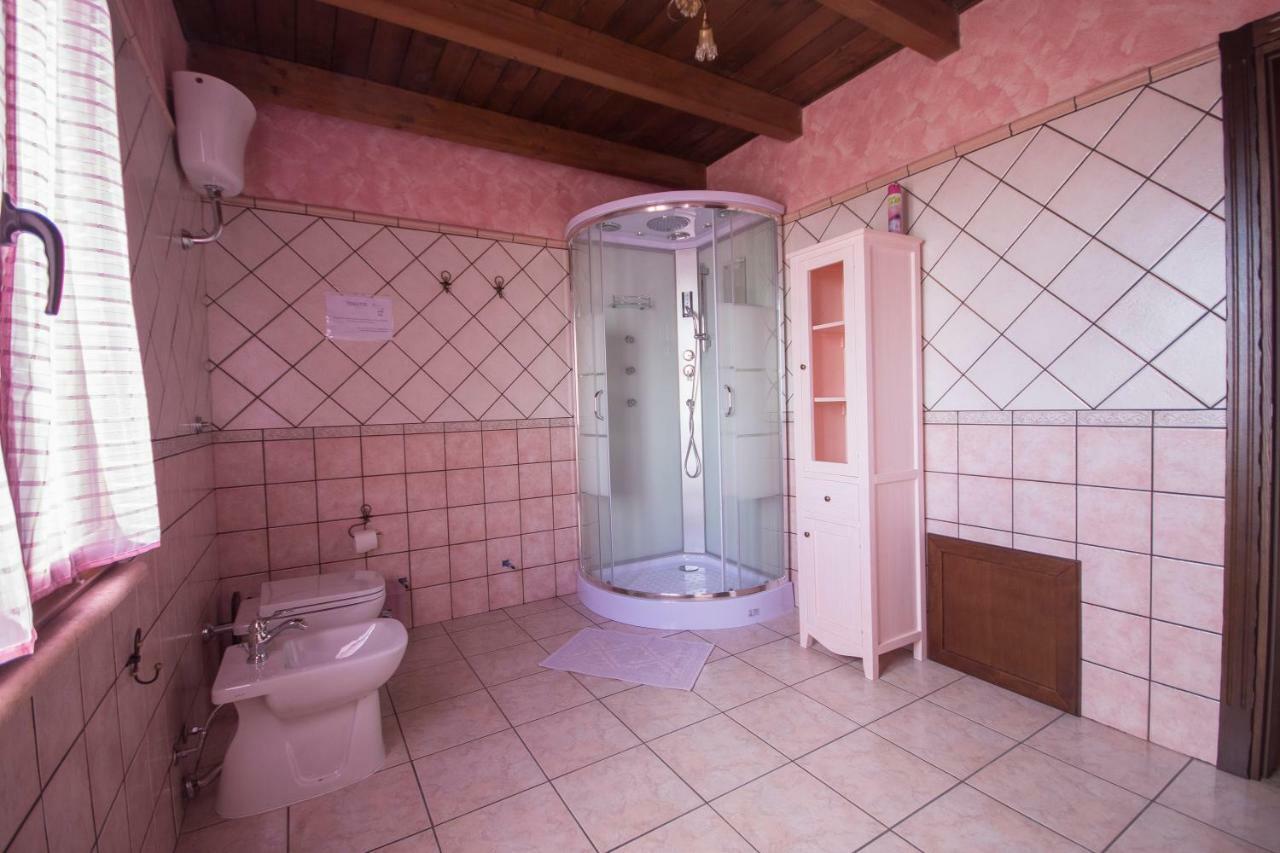 Casa Vacanza Il Mandorlo Domusnovas Extérieur photo